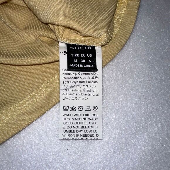 SHEIN Yellow Gold Halter Top - Picture 2 of 4